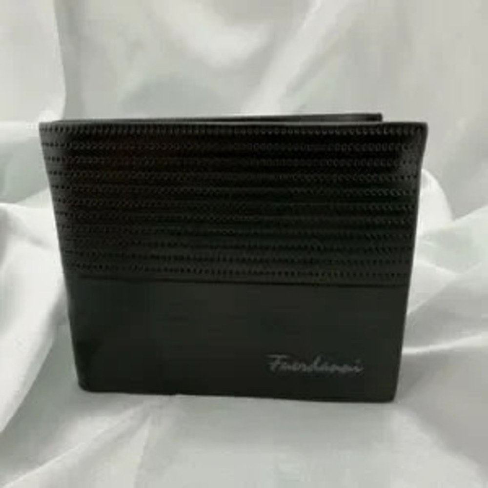 Elegant Black and Tan Men's Wallet